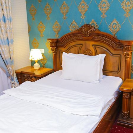 Dendi Plaza Hotel ブハラ エクステリア 写真